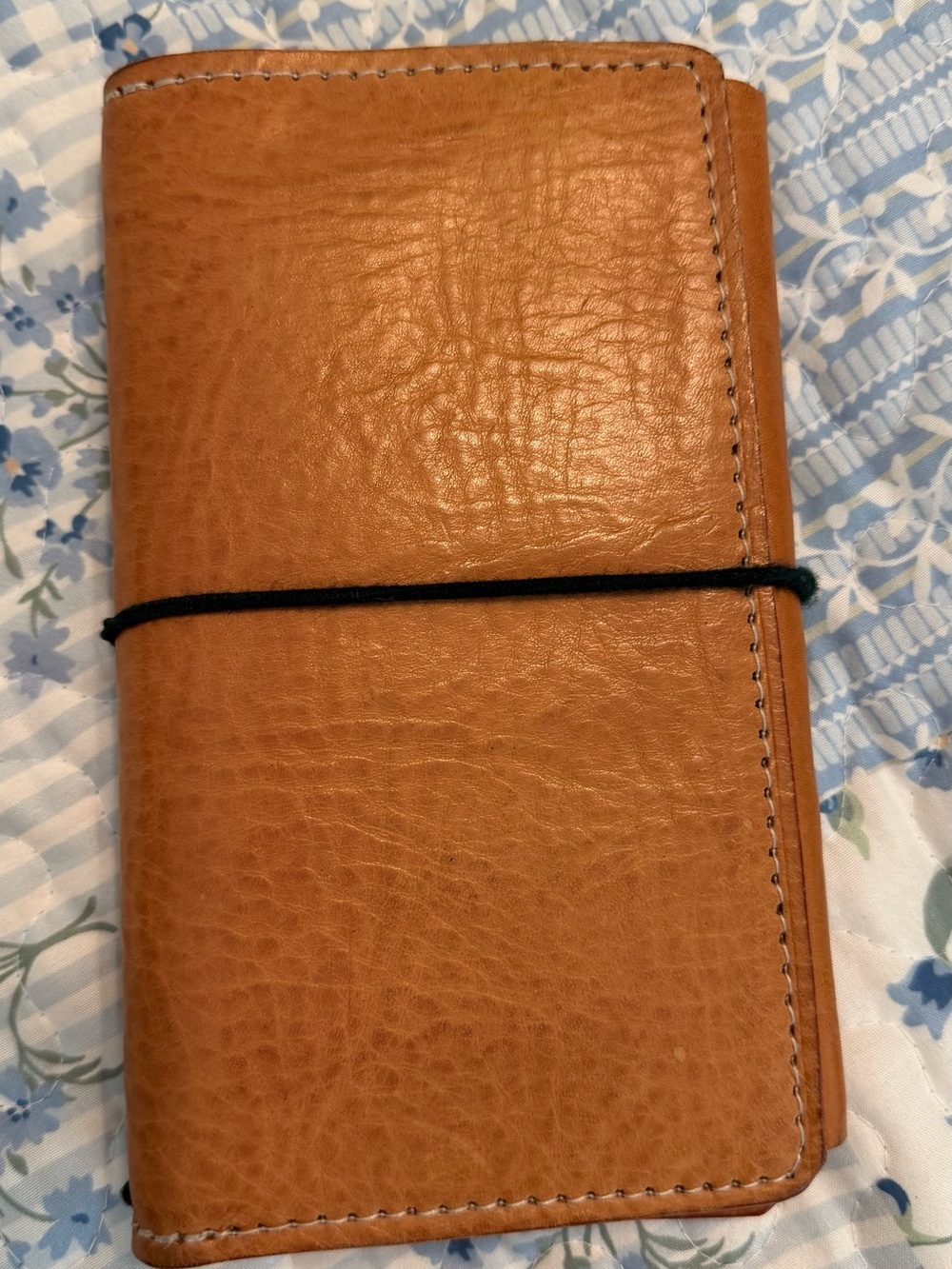 Apple Pig Leather Art- Wallet/Travelers notebook